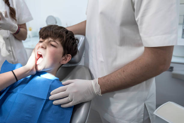 Best Emergency Dental Care for Broken or Chipped Teeth in Clendenin, WV